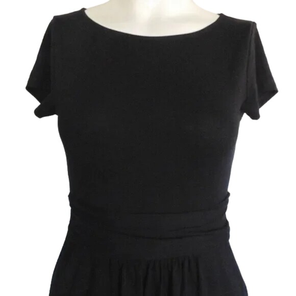 BODEN Dress, 2P Petite, Solid Black, Jersey soft, Ruched waist, Short sleeves - Picture 2 of 13